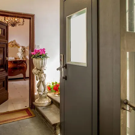 Bed & Breakfast House Rome